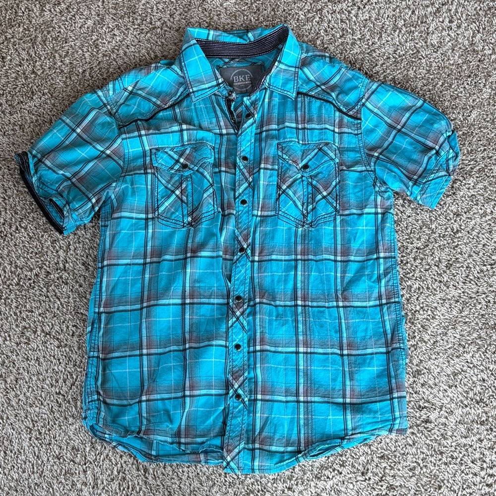 BKE Turquoise Plaid Button-Up Shirt!